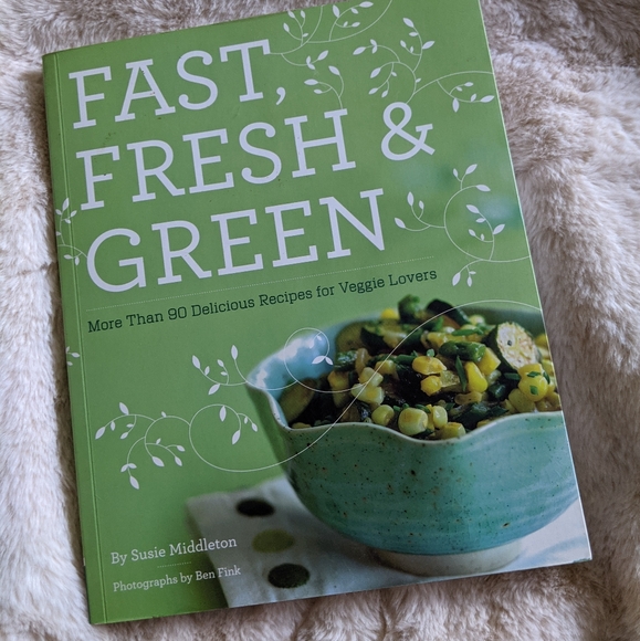 🌟4/$10🌟 - Picture 1 of 3